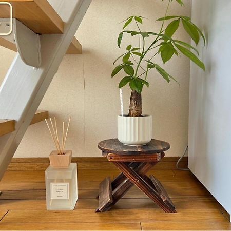 東横のヨコ Apartamento Okayama Exterior foto