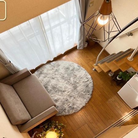 東横のヨコ Apartamento Okayama Exterior foto
