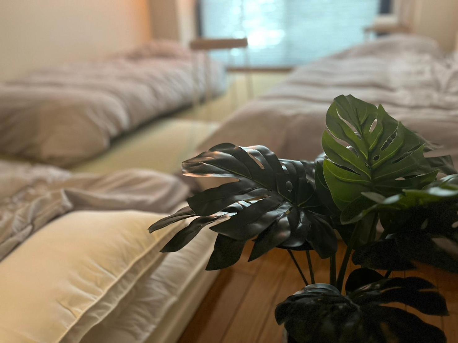 東横のヨコ Apartamento Okayama Exterior foto