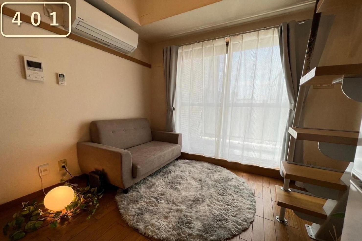 東横のヨコ Apartamento Okayama Exterior foto